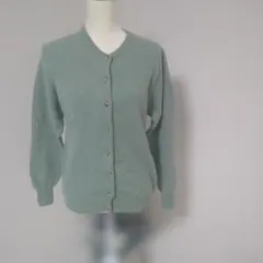 ミントグリーン ボタン付きカーディガン