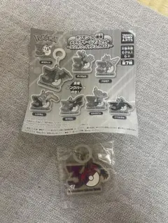 ポケモン30周年 イベルタル メタルチャーム ガチャ ミニブック付き
