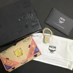 MCM キーケース ヴィセトス スタッズ ピンクのサムネイル