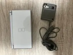 ニンテンドーDS Lite 本体 シルバー　充電器付き
