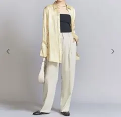 ビューティーアンドユース　タックワイドストレート パンツ　ナチュラル　Sサイズ