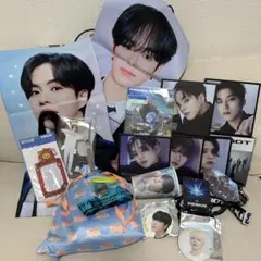 ジェヒョク　treasure グッズ　スローガン 缶バッジ　アクスタ　アルバム