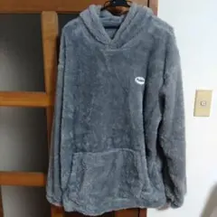 グレー フリースパーカー ウェア　12月10日 限定品