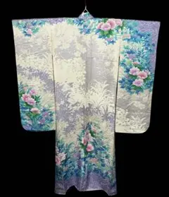 9772］振袖 4点セット 牡丹草花 逸品 白 成人式 卒業式 正絹 着物 袷