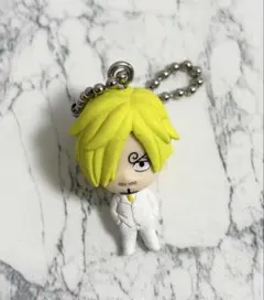 ワンピース　サンジ　白スーツ　フィギュアキーホルダーのサムネイル