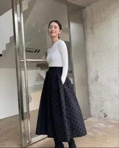 美品 Mサイズ DOT VOLUME SKIRT 最終値下げのサムネイル