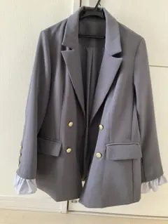 Louere グレー テーラードジャケット フリル袖