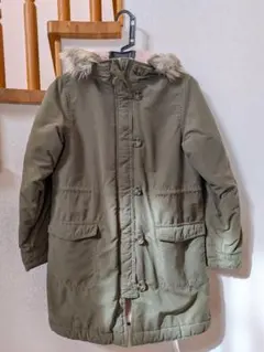 ファー付きオリーブグリーンジャケット