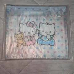 ハローキティ&ダニエル　フラットポーチ
