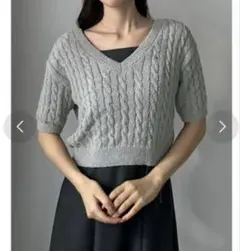 Louere ルエレ ケーブルショートニット グレーのサムネイル
