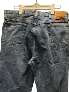 Item thumbnail for item 068a75ae-cd80-4bca-8f4a-56c12d324cc8