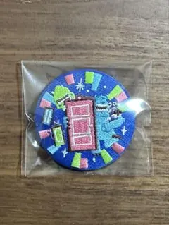 ディズニー　刺繍缶バッジ（１種）