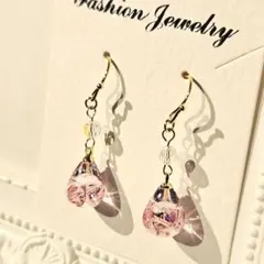 1885.スワロ入り♡ しずく型レジンピアス♡