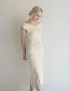 ROSARYMOON Side Open Thermal Dress - メルカリ