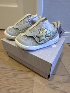 新品タグ付き　イフミー 靴 12.0 ベージュ スニーカー IFME 　星