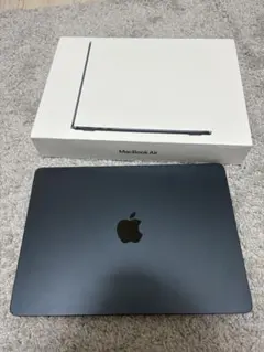 Apple MacBook Air 13.6インチ M2 8GB/256GB