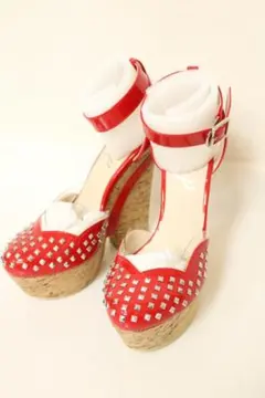 【新品】☆deicy　デイシー：スタッズ使い　ウェッジソール　エナメルパンプス