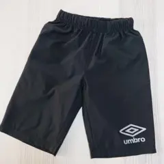umbro 黒 ハーフパンツ 140