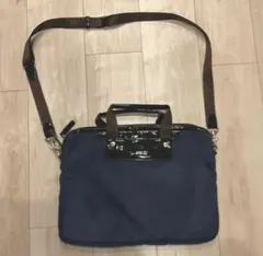 ◆週末お値下げ◆PCケース 　ラバガジェリー　ショルダー　ブルー