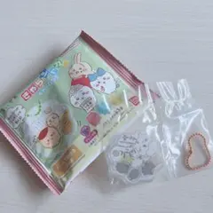 ちいかわ きゃらシャカ チャームグミ シャカシャカキーホルダー あのこ