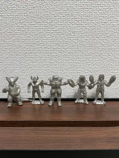 【お宝】ウルトラマン フィギュア 消しゴム 銀色 5体