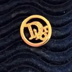 《新品》Christian Dior ディオール　ロゴ　ピンバッジ　ゴールド