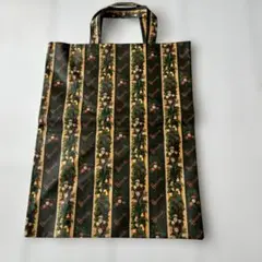 【Harrods 】レトロ　クリスマス柄トートバッグのサムネイル
