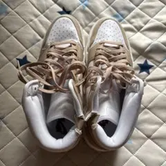 ナイキ ハイカット スニーカー ベージュ/ホワイト