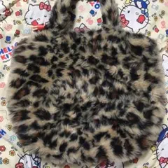 LOWRYS☆レオパード柄ファーバック