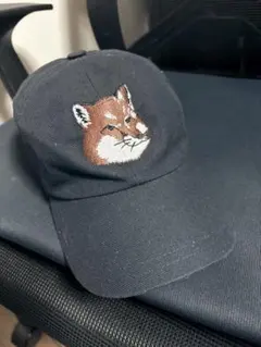 MAISON KITSUNÉ 刺繍キャップのサムネイル
