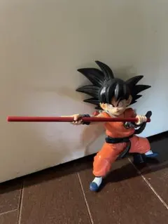 孫悟空 フィギュア 戦闘ポーズ