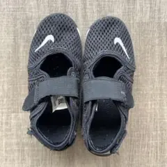 Nike ブラック サンダル/リトルリフト