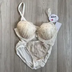 【脇高ブラ】D70 新品タグ付き ブラジャー＆ショーツ セット　花柄　レース
