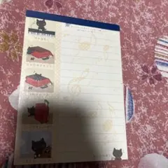 靴下にゃんこメモパッド A5サイズ