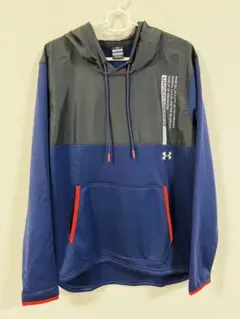 【新品】UNDER ARMOUR フード付きパーカー ネイビー