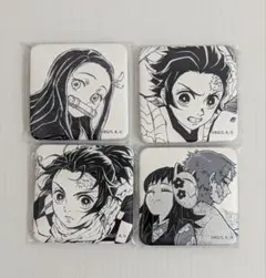 鬼滅の刃 ダイニング お楽しみくじ スクエア缶バッジ 4点 - メルカリ