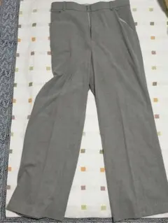 キレイめパンツ