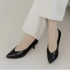 NEUTRAL ブラック ハイヒール 22.5 かるソフトギリゼメールパンプスのサムネイル