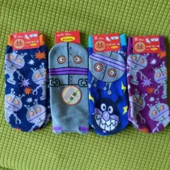 新品　アンパンマン　レディース靴下　４点セット　バイキンマン　だだんだん