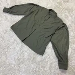 【nemne】レディース ナチュラル バンドカラーブラウス カーキのサムネイル