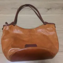 ダコタ　レザー ハンドバッグ 外ポケット付き