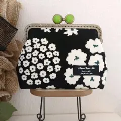 ハンドメイド　マーブルがま口ポーチ（あじさい柄）