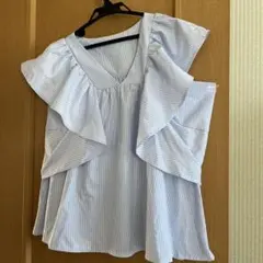 フリルシャツのサムネイル