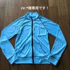 ラッシュガード　女の子　140cm　水色