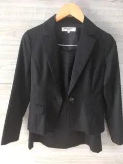 ナチュラルビューティーベーシック　スカートスーツ上下　S