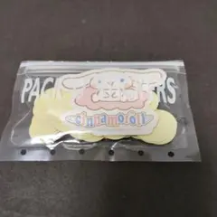 平成レトロ　サンリオ　シナモロール　シールパック　フレークシール