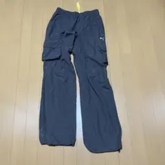Puma グレー カーゴパンツ