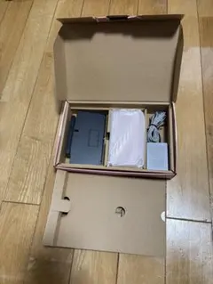 Nintendo 3DS ミスティピンク 本体 充電器付き