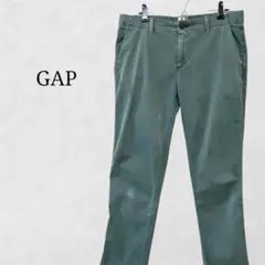 GAPギャップ(06)ガールフレンドチノパンツ　くすみカラーグリーン大きいサイズ