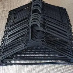 黒衣類ハンガー30本
